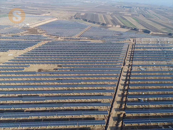 56.6MW！錦州陽(yáng)光能源喜獲國(guó)電投領(lǐng)跑獎(jiǎng)勵(lì)激勵(lì)基地項(xiàng)目訂單